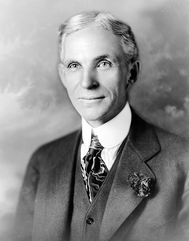 800px-Henry_ford_1919
